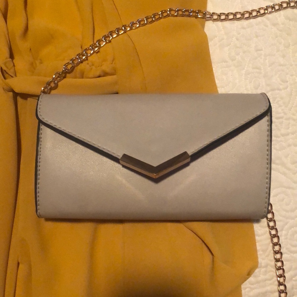 Crossbody beige bag